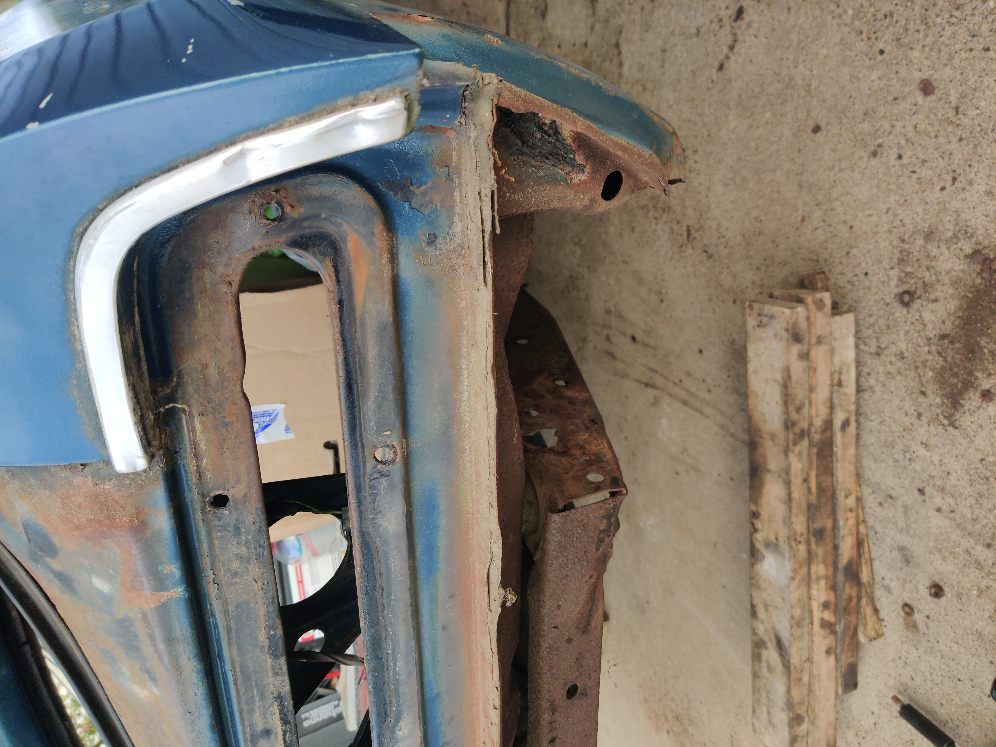 Some rust damage in the rear right